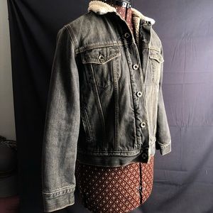 Levi's sherpa fleece lined trucker jacket